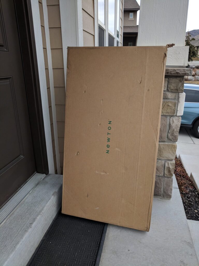 https://unboxmattress.com/wp-content/uploads/2018/03/Newton-baby-mattress-box-768x1024.jpg