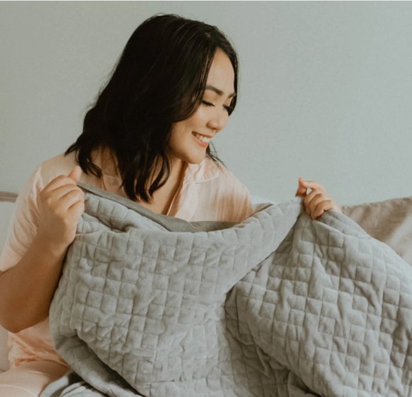 Chilipad’s New Weighted Blanket Heats and Cools