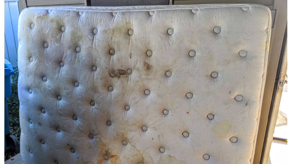 what to do with old mattress